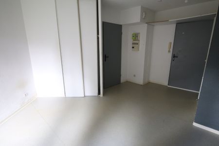 Studio de 20.58 m², rue Jules Lefebvre – GAMBETTA réf 00277-001 - Photo 4