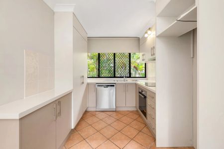 Peaceful Riverfront Living Close to West End & CBD - Photo 4