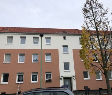 Perfekt für Sie – 3-Zimmer mit Balkon und Fassadenvollwärmeschutz - Photo 3