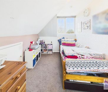 4 bedroom detached bungalow to rent - Photo 4