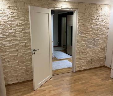 Aprilgatan, Göteborg - Photo 2