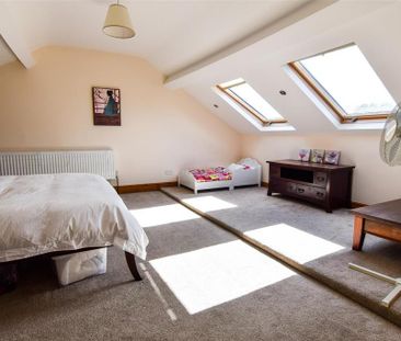 6 bedroom semi-detached house to rent - Photo 5