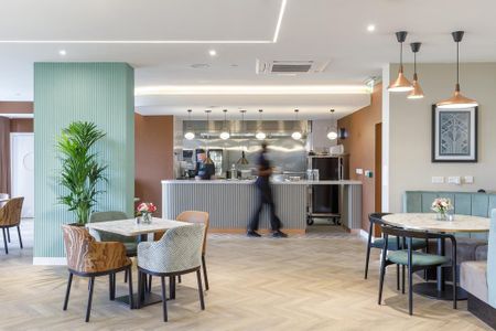 2 bedroom retirement property to rent - Photo 4