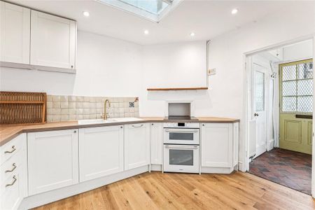 1 bedroom house to rent - Photo 2