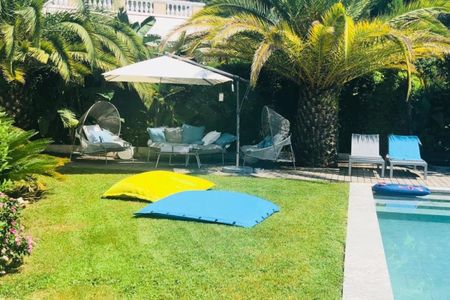 JOLIE VILLA AU CALME DANS UN DOMAINE - Photo 3