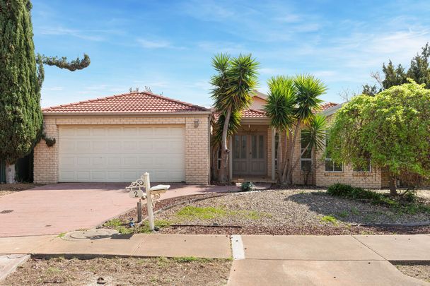 2 William Circuit, Caroline Springs - Photo 1