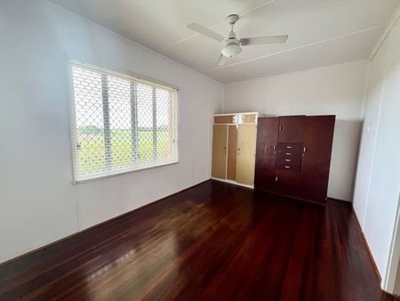 RURAL LIFESTYLE CLOSE TO TOWN - Photo 4