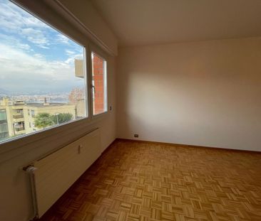 3 LOC. CON VISTA e piccolo TERRAZZO/GIARDINO - Foto 5