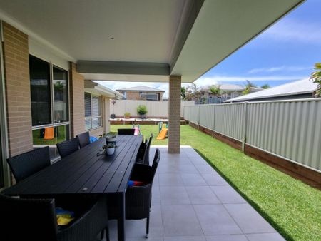 22 SALTWATER CRESCENT - Photo 4