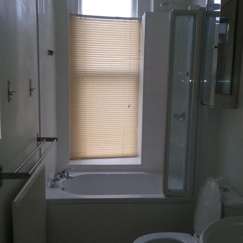 Manor Park, Redland, Bristol - Photo 1