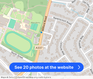 Londesborough Place, Lymington, Hampshire, SO41 - Photo 1