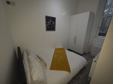 Sinclair Road, Aberdeen - Photo 3