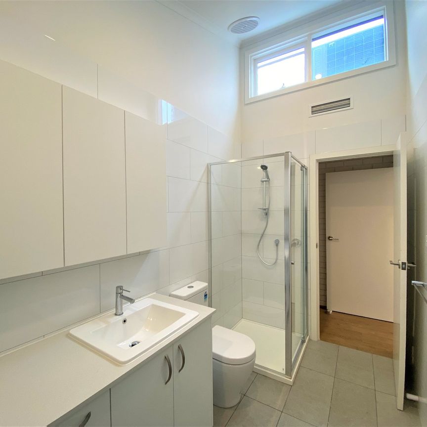 2A Henry Street, Northcote VIC 3070 - Photo 1