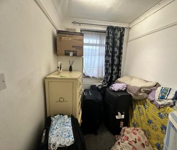 3 bedroom terraced house to rent - Photo 6