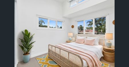 Near New Freshwater Bungalow Living - Photo 2