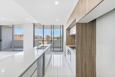 Modern 2 bed Apartment with 2 car spaces! - Photo 3