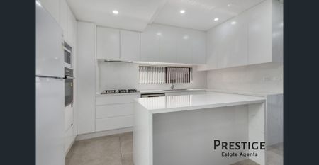 Luxurious Family Residence! - Photo 4