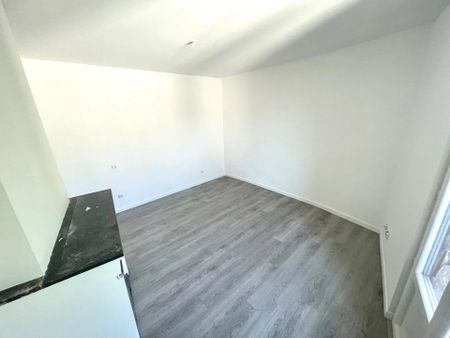 Location Appartement 3 pièces 55 m2 à Lodève - Photo 3