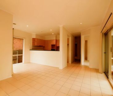 3 Bed, 2 Bath - Photo 4