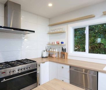 Three bedroom with two additional rumpus rooms - Photo 4