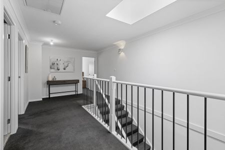 MODERN HOME WITH A GREAT LOCALE! - Photo 3