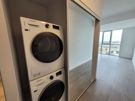 For Lease - 60 Honeycrisp Crescent Unit# 909, Vaughan, Ontario - Photo 3