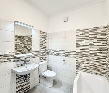 Pronájem bytu 2+1 57 m² - Fotografie 5