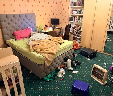 5 Bed Terraced House, North Circular Road, N13 - Photo 4