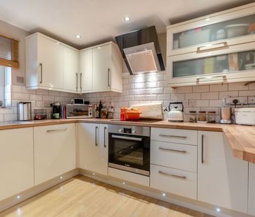 Whielden Close, Amersham, Buckinghamshire,HP7 - Photo 3