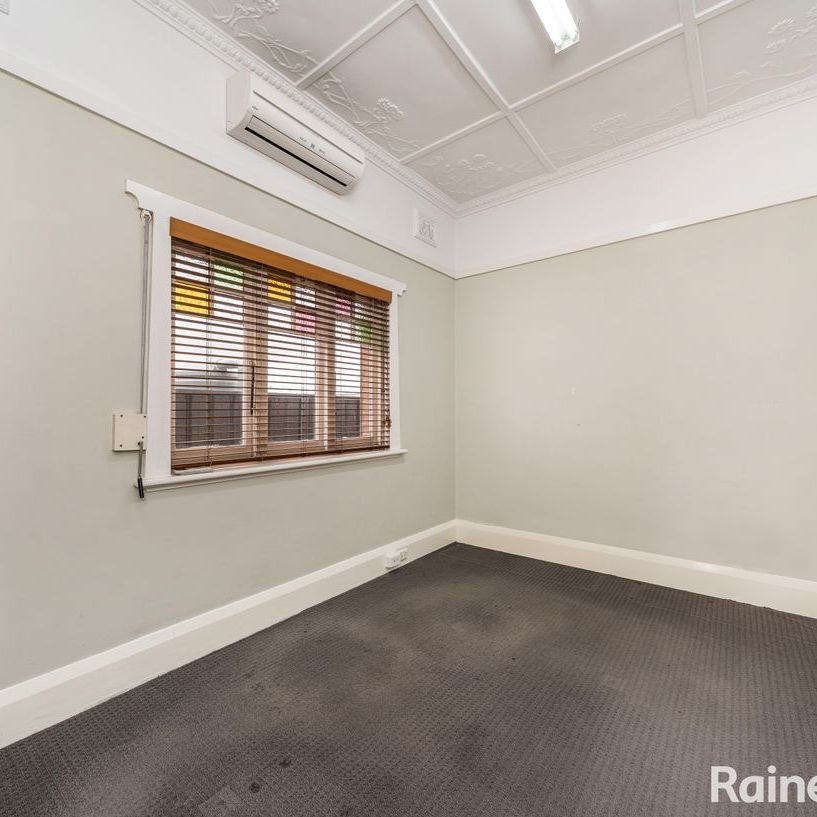 2-Bedroom House in Goulburn - $500 per week - Photo 1