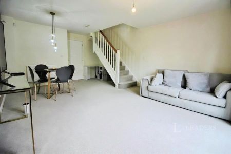 2 bedroom house to rent Steam Tram Drive, Wednesbury, West Midlands, WS10 - Photo 2