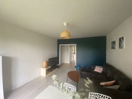 Location Appartement 3 pièces 76m² LYON 5ème - Photo 3