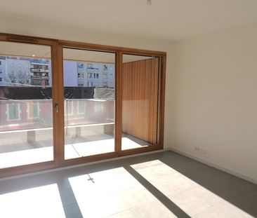 Location Appartement 2 pièces 42m² - Photo 3