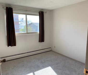 204-2218 30 St Sw - Photo 3