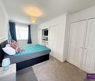 3 bedroom semi-detached house to rent - Photo 3