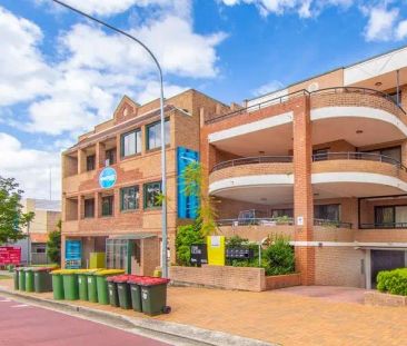 “2 Bedroom 2 Bathroom in the catchment of Parramatta High school” - Photo 3