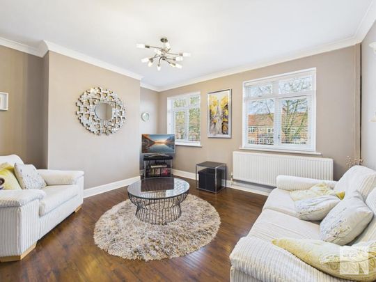 2 bedroom maisonette to rent - Photo 1