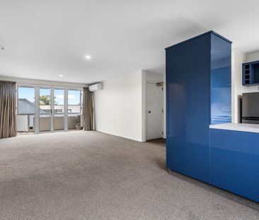 2- Bedroom Apartment with Off-Street Carparking - Photo 1