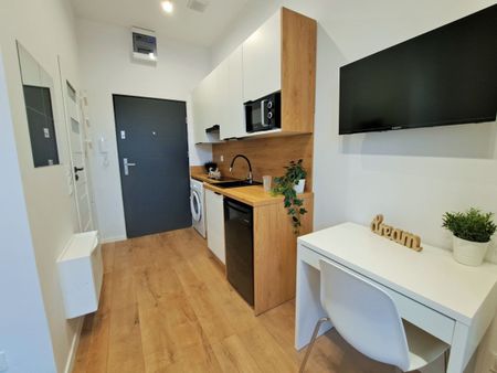 Na wynajem kawalerka w samym Centrum Katowic 16 m² - Фото 3