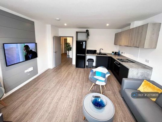 1 bedroom flat to rent - Photo 1