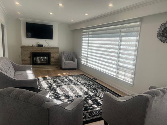 For Lease - 1410 Larchview Trail, Mississauga, Ontario - Photo 1