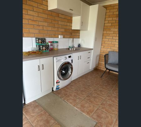 52 Gordon St, Inverell, NSW 2360 - Photo 5