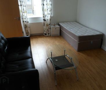 Apt 3, 53 University Street, Belfast, BT7 1FY - Photo 1