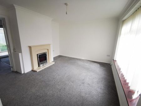 2 bedroom semi-detached house to rent - Photo 2