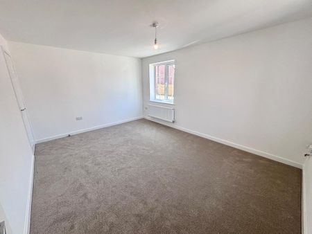 3 bedroom detached house to rent - Photo 4