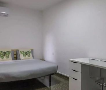 Calle Explorador Andrés, Valencia, Valencian Community 46022 - Photo 2