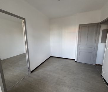 Location Appartement 2 pièces 29m² TOULON 83000 - Photo 2