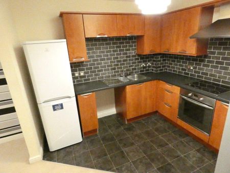 2 bedroom apartment to rent - Photo 4