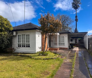 12 Dunbar Avenue, Sunshine, VIC, 3020 - Photo 4