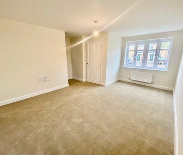 Lavender Lane, Wixams, MK42 - Photo 2
